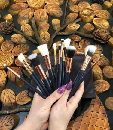 15-Piece Professional Makeup Brush Set Black Synthetic Bristles